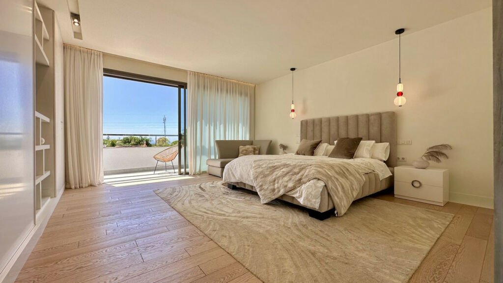 Detached Villa Nagüeles Málaga - image 19