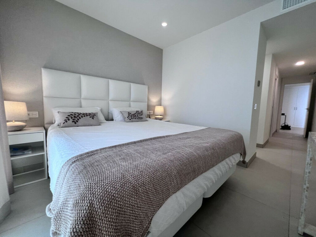 Middle Floor Apartment Calanova Golf Málaga - image 20
