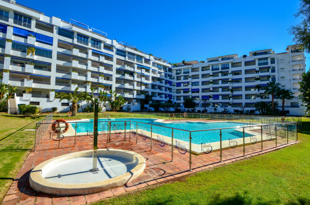 Middle Floor Apartment Puerto Banús Málaga - image 21
