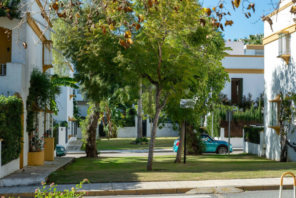 Townhouse Marbella Málaga - image 22
