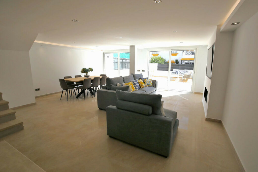 Townhouse Marbella Málaga - image 25