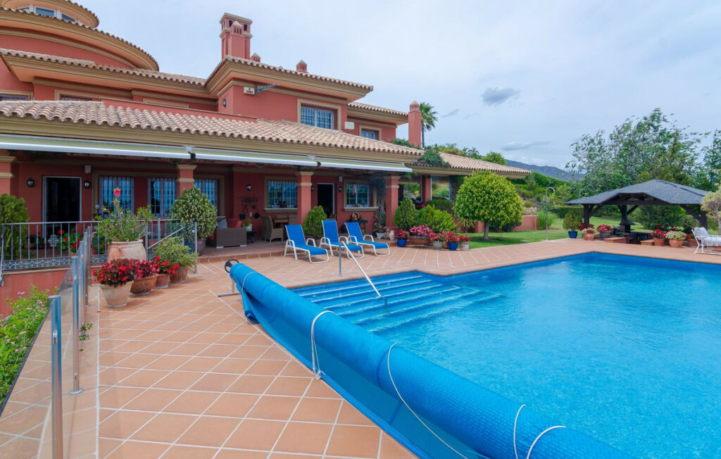 Detached Villa La Cala de Mijas Málaga - image 5
