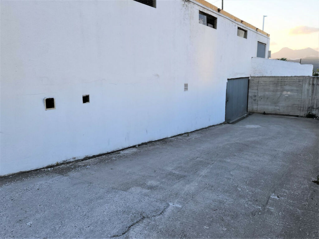 Garage Manilva Málaga - image 3