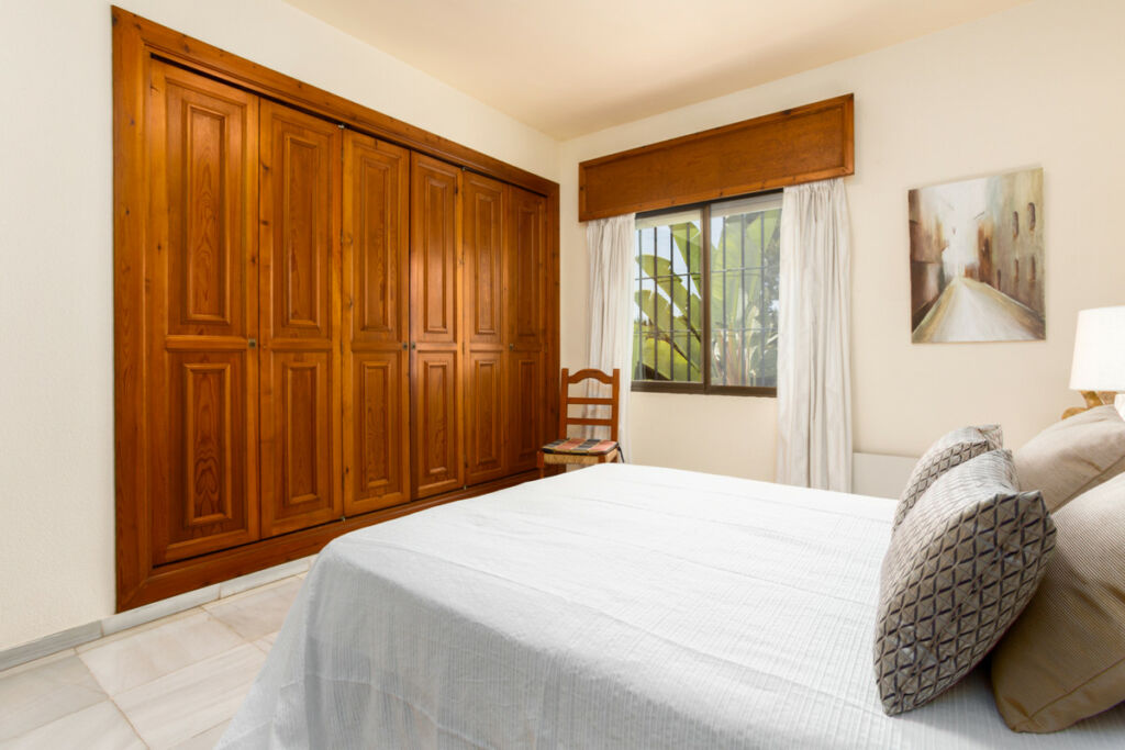 Detached Villa Marbella Málaga - image 30
