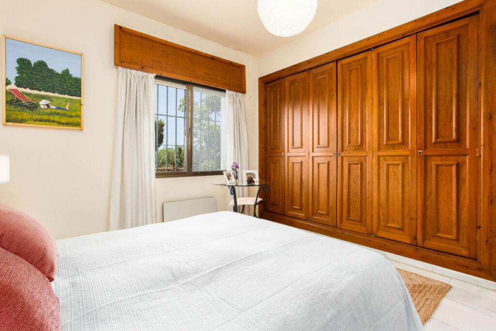 Detached Villa Marbella Málaga - image 31