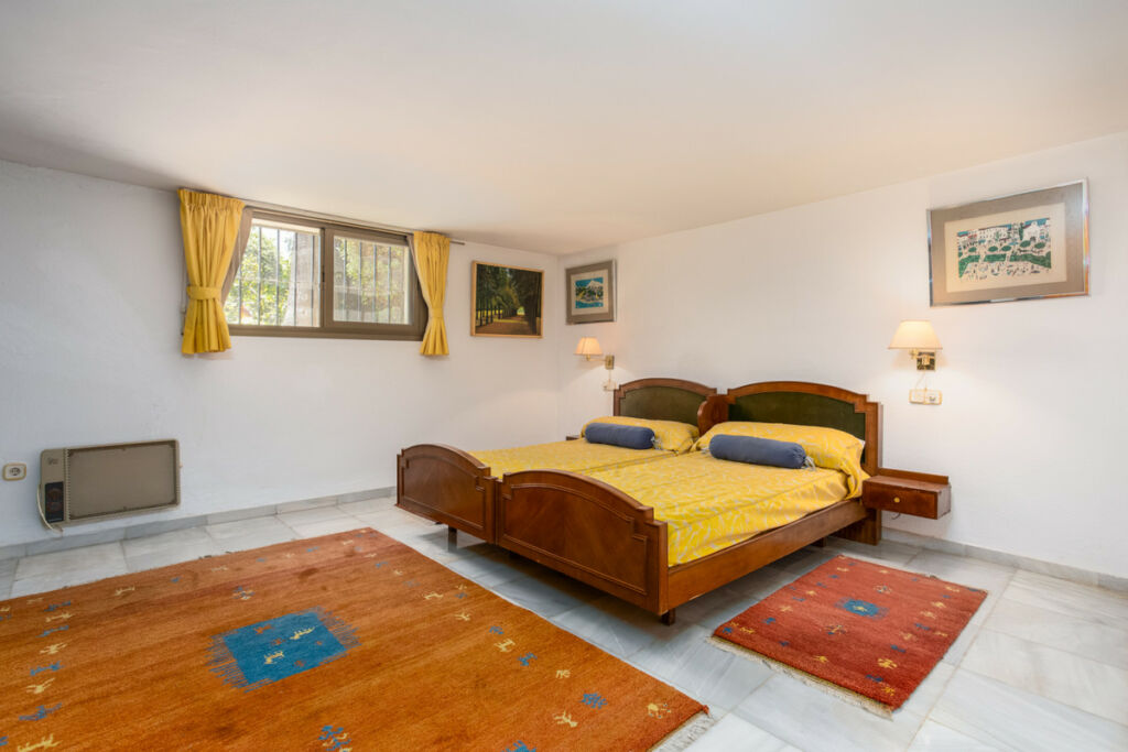Detached Villa Marbella Málaga - image 38