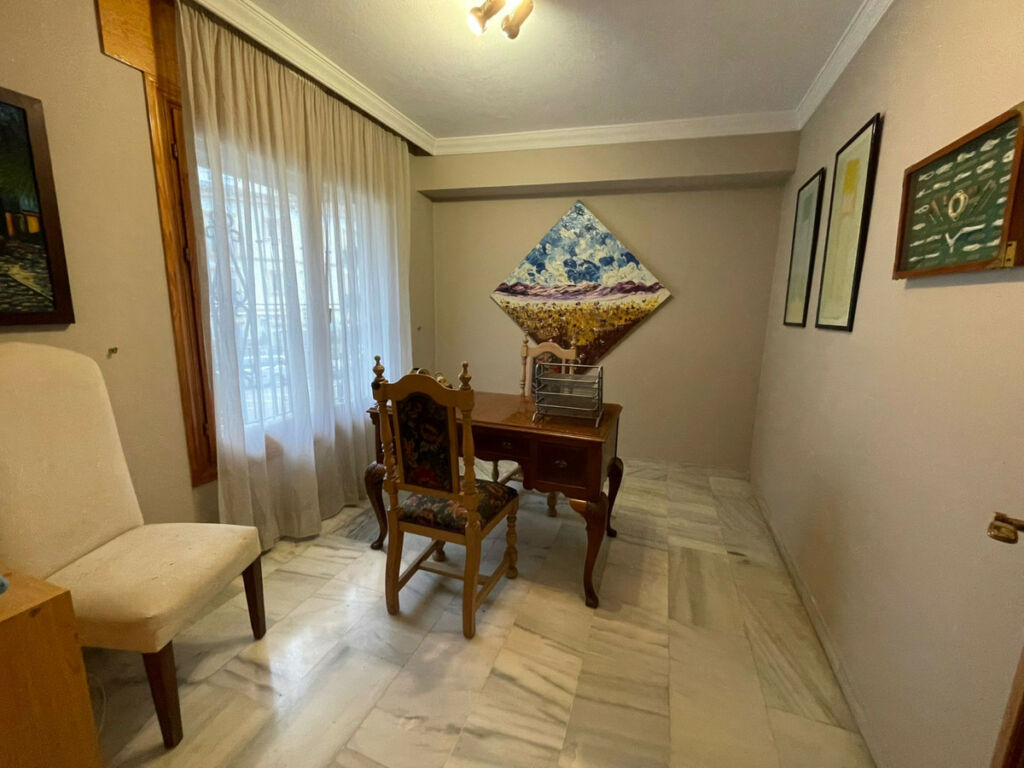 Townhouse Estepona Málaga - image 4