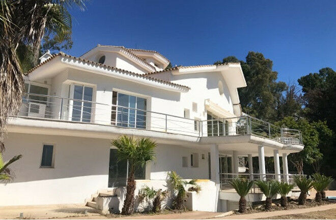 Detached Villa Los Almendros Málaga - image 4