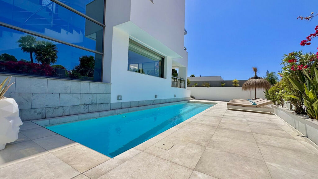 Detached Villa Nagüeles Málaga - image 41