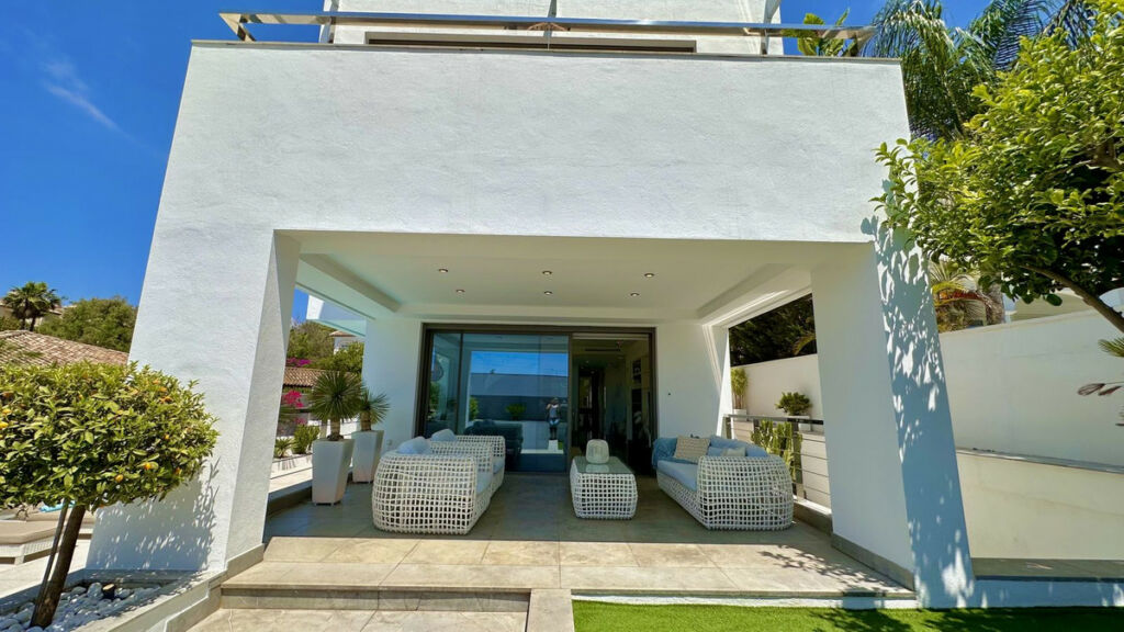 Detached Villa Nagüeles Málaga - image 44