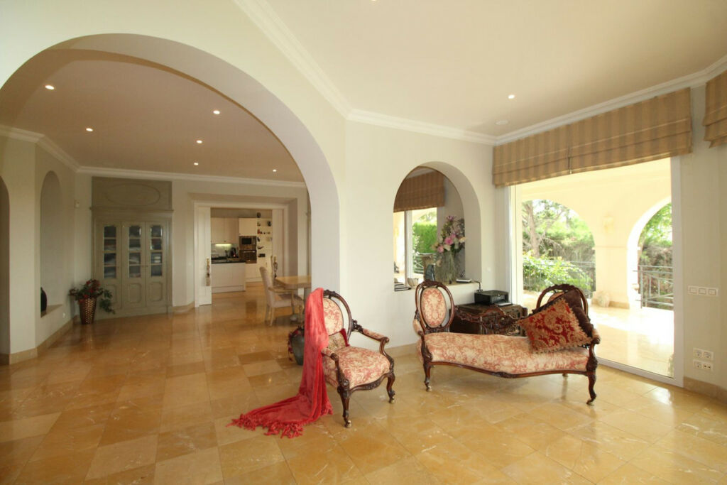 Detached Villa Sotogrande Alto Cádiz - image 46