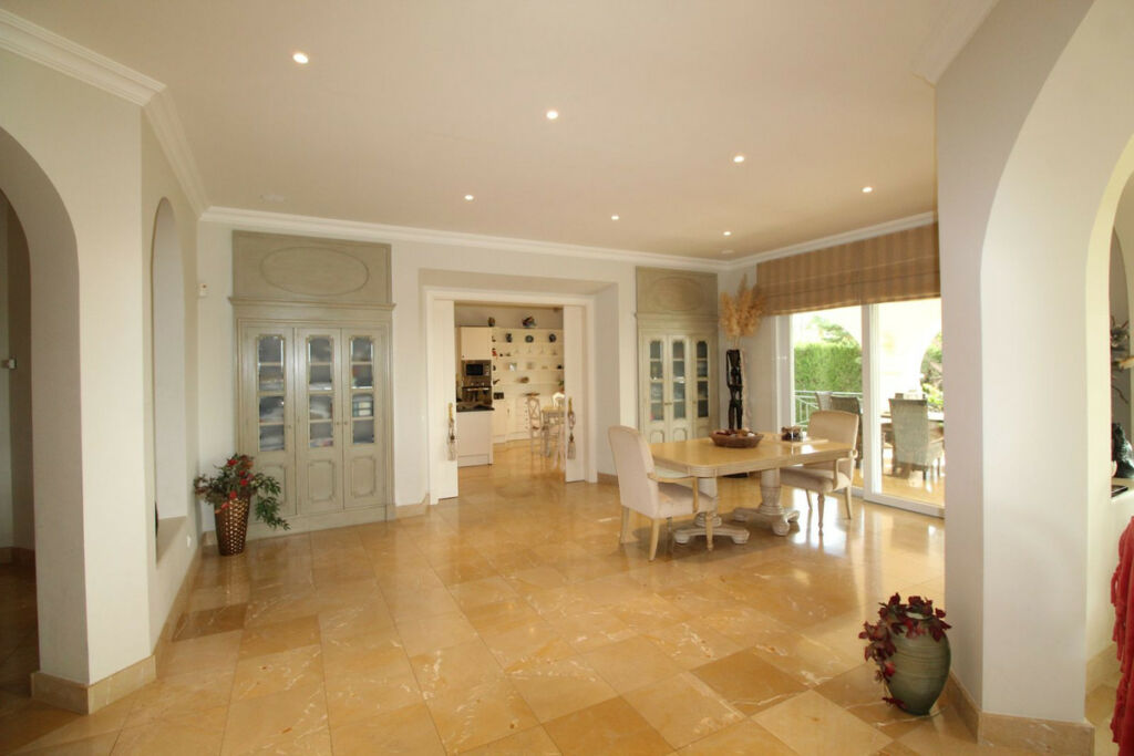 Detached Villa Sotogrande Alto Cádiz - image 47