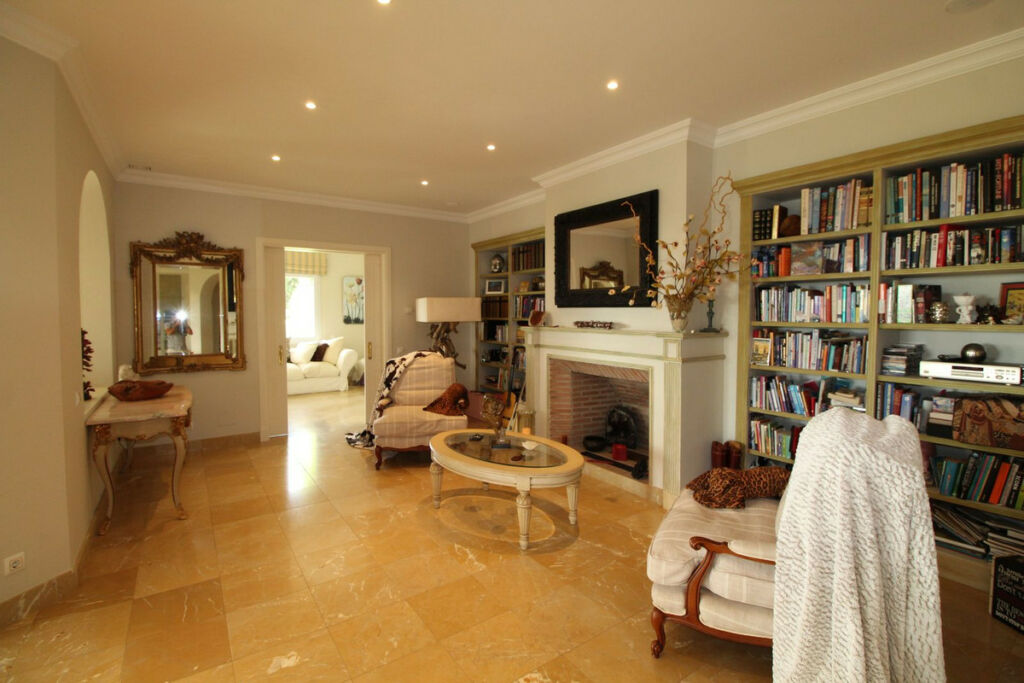 Detached Villa Sotogrande Alto Cádiz - image 49