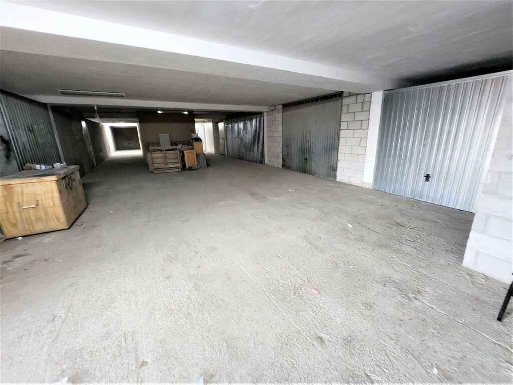 Garage Manilva Málaga - image 6