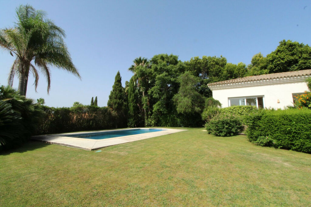 Detached Villa Sotogrande Alto Cádiz - image 61