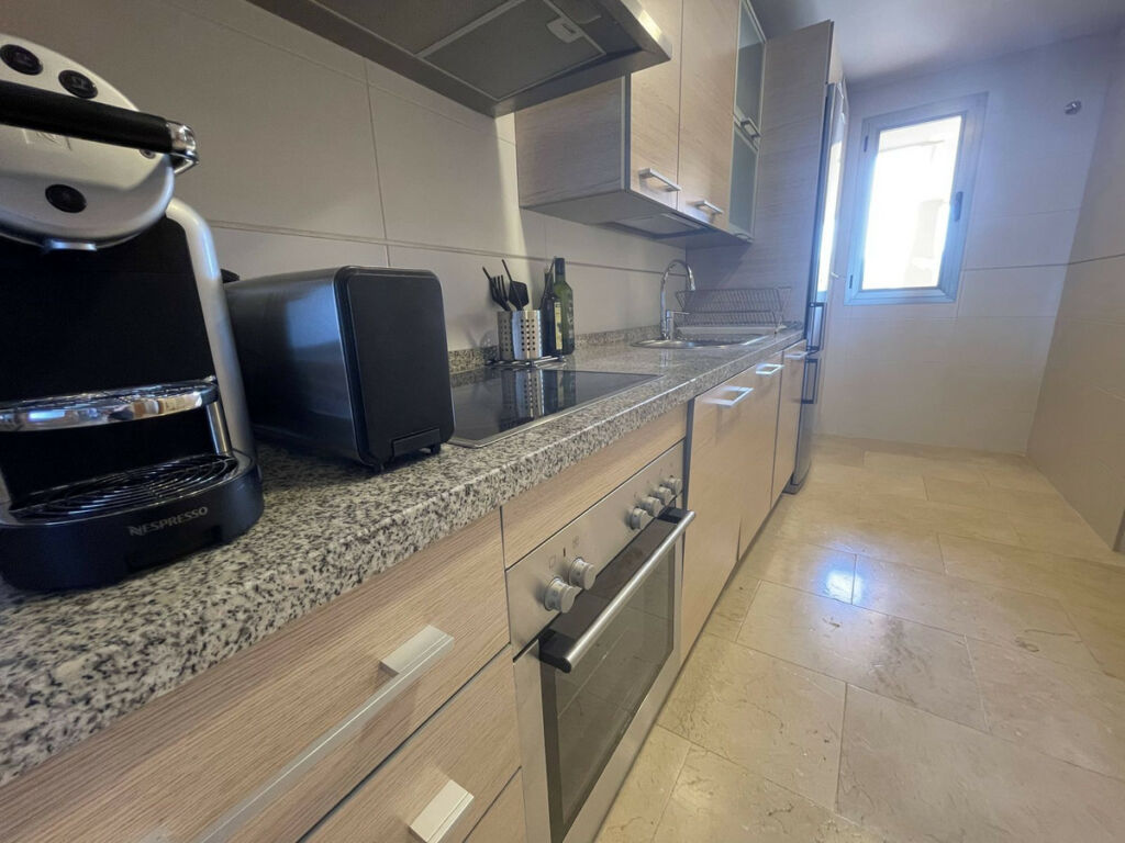 Middle Floor Apartment Benahavís Málaga - image 7