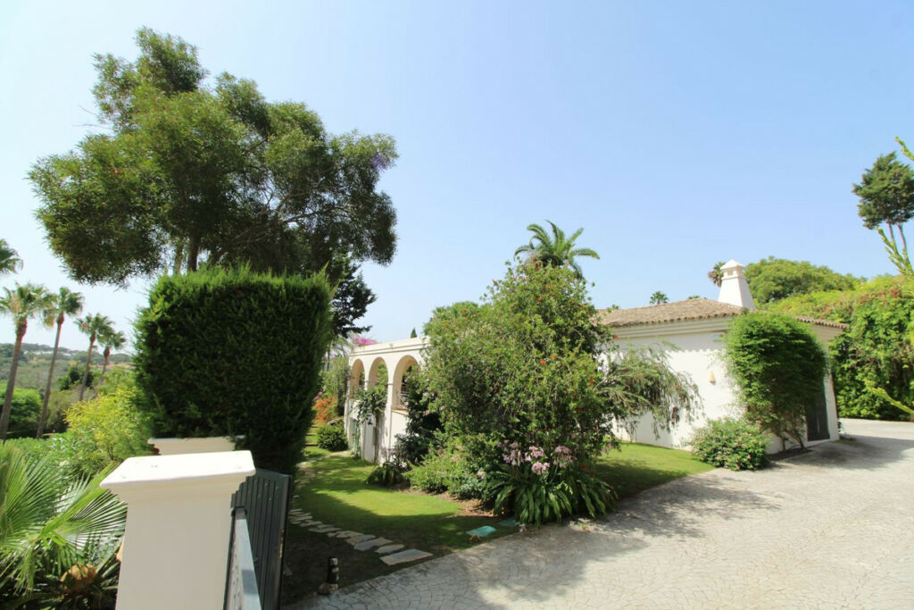 Detached Villa Sotogrande Alto Cádiz - image 74