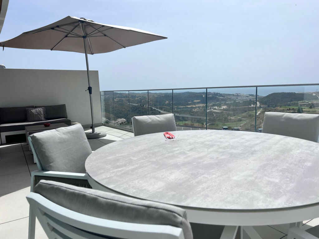 Middle Floor Apartment Calanova Golf Málaga - image 8