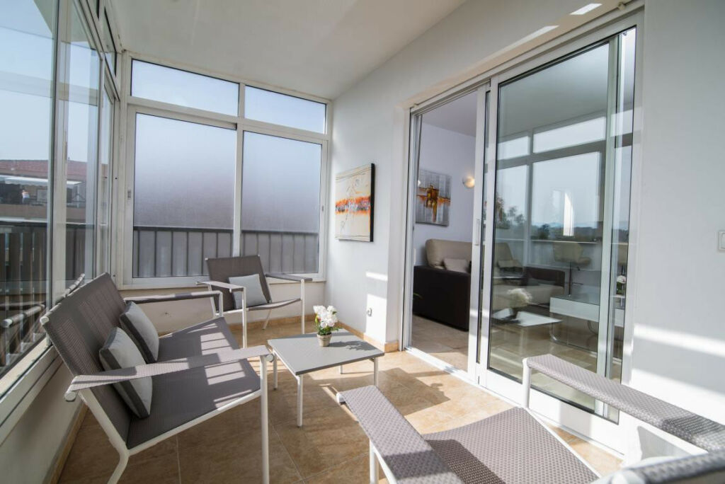Top Floor Apartment Puerto Banús Málaga - image 8