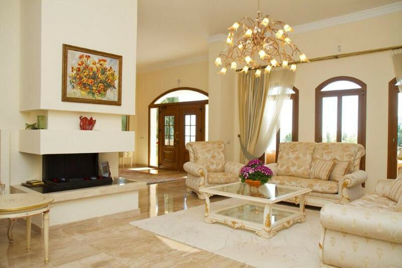 Detached Villa Sierra Blanca Málaga - image 8