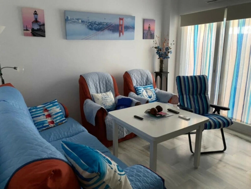 Middle Floor Apartment Estepona Málaga - image 8