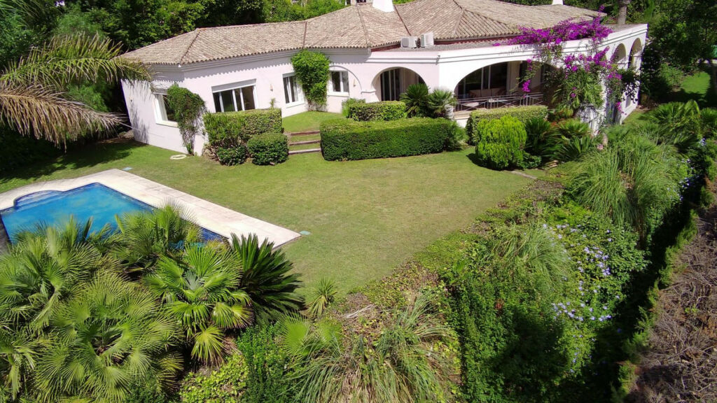 Detached Villa Sotogrande Alto Cádiz - image 79