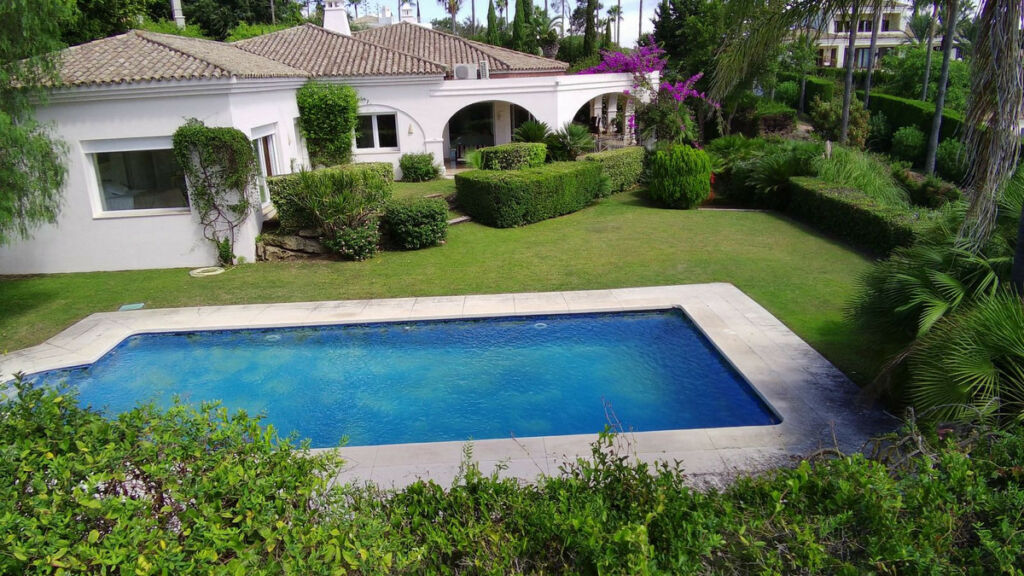 Detached Villa Sotogrande Alto Cádiz - image 83