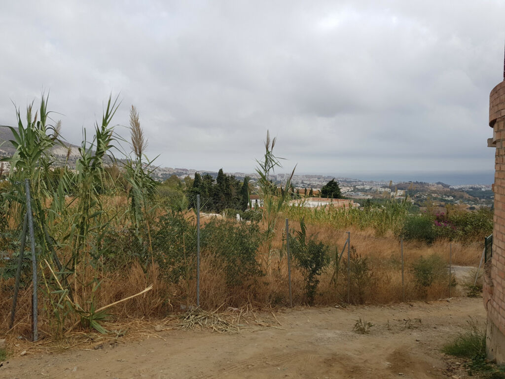 Residential Plot Benalmadena Pueblo Málaga