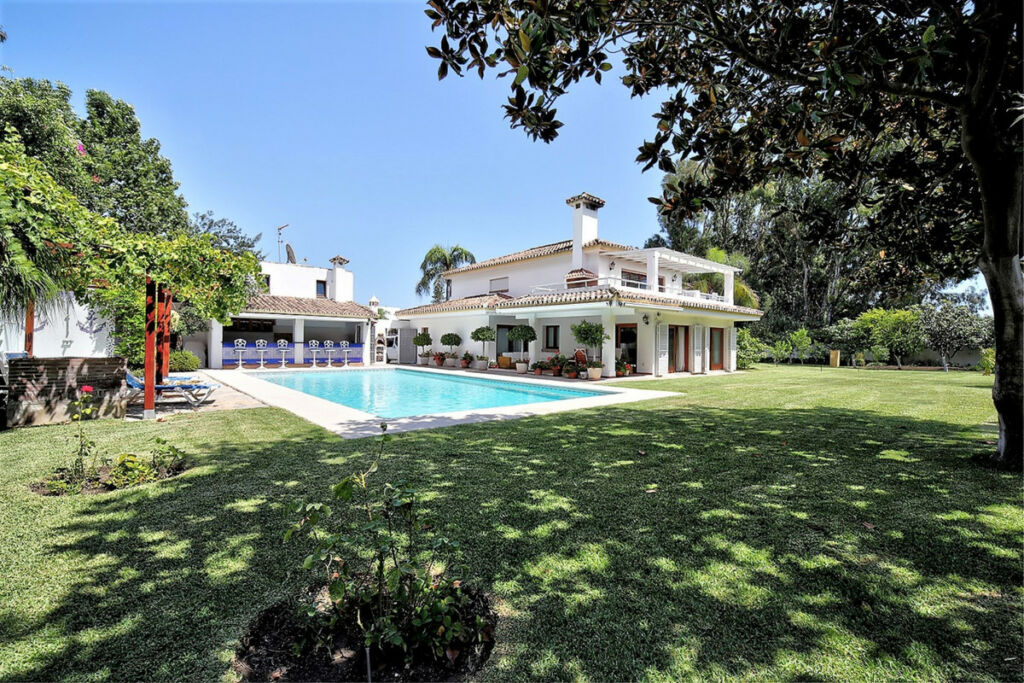 Detached Villa Costalita Málaga