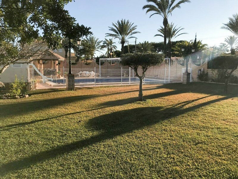 Detached Villa Cabo Roig Alicante - image 10