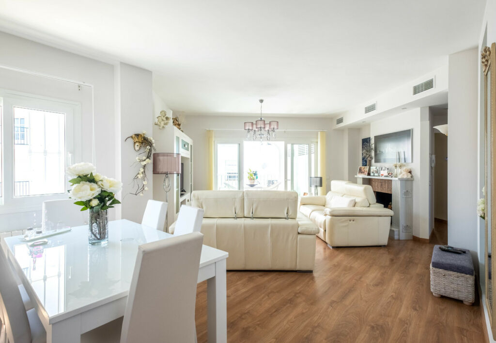 Townhouse Fuengirola Málaga - image 10