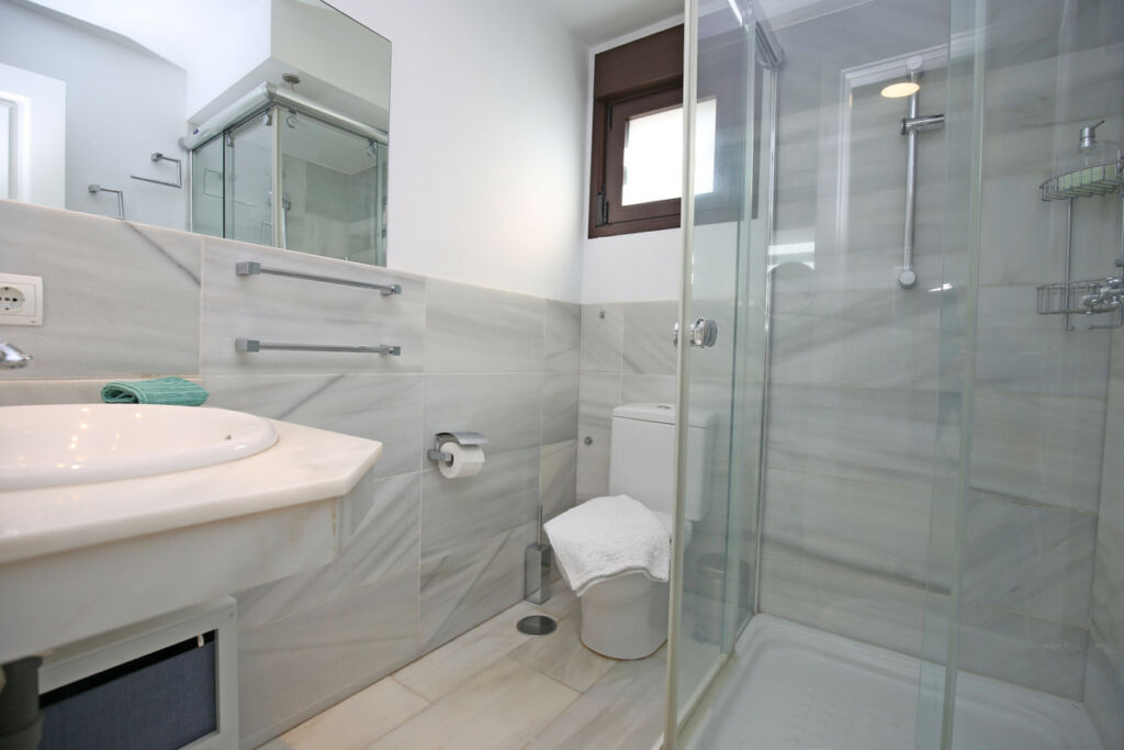 Detached Villa Marbella Málaga - image 10
