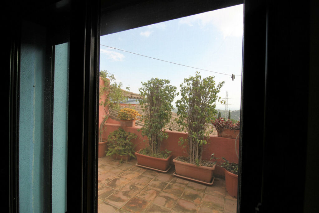 Detached Villa New Golden Mile Málaga - image 11
