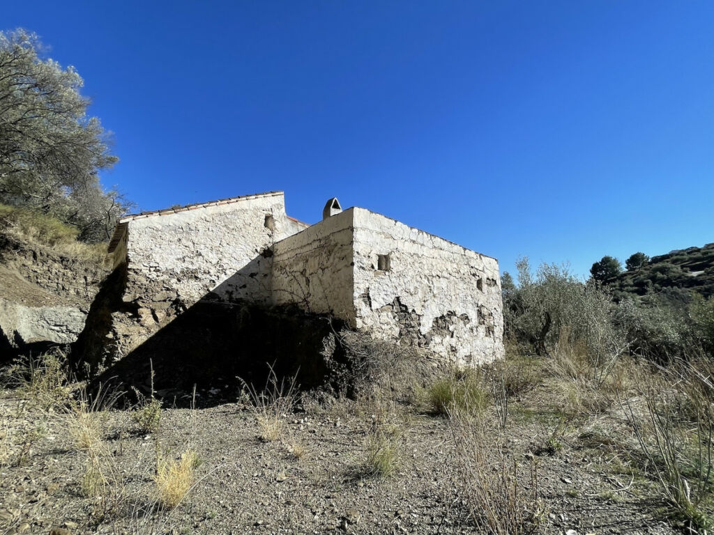 Land with Ruin Frigiliana Málaga - image 12