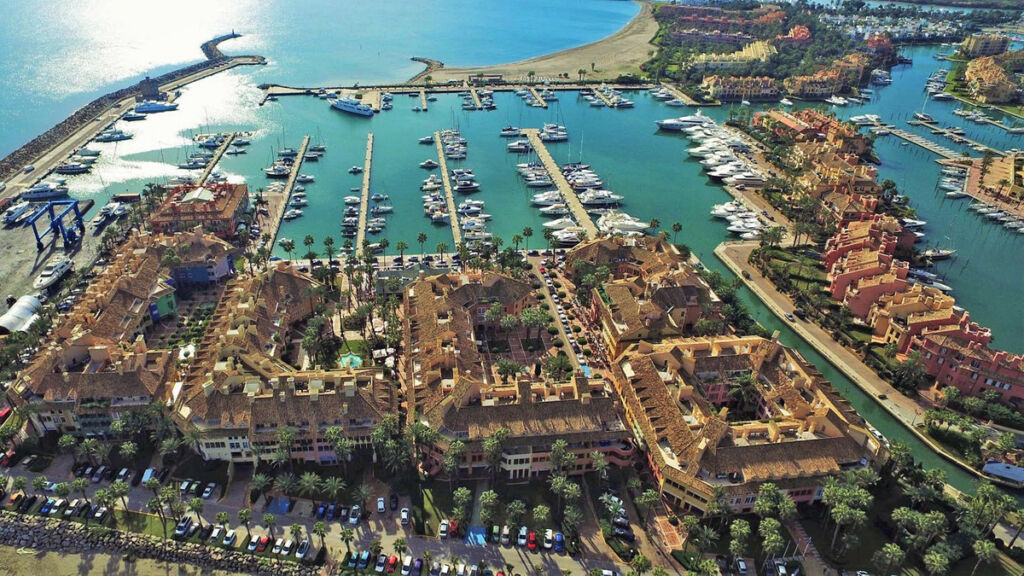 Land Sotogrande Cádiz - image 14
