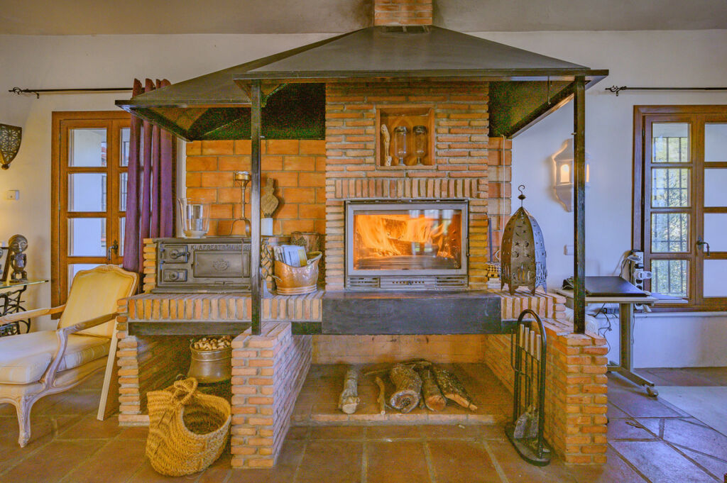 Detached Villa Ojén Málaga - image 15