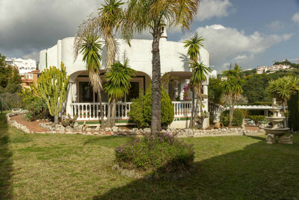 Detached Villa Reserva de Marbella Málaga - image 15