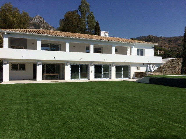 Detached Villa Sierra Blanca Málaga - image 15