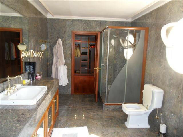 Detached Villa La Quinta Málaga - image 16