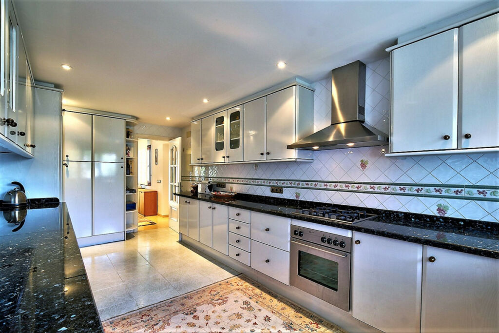 Detached Villa Costalita Málaga - image 16