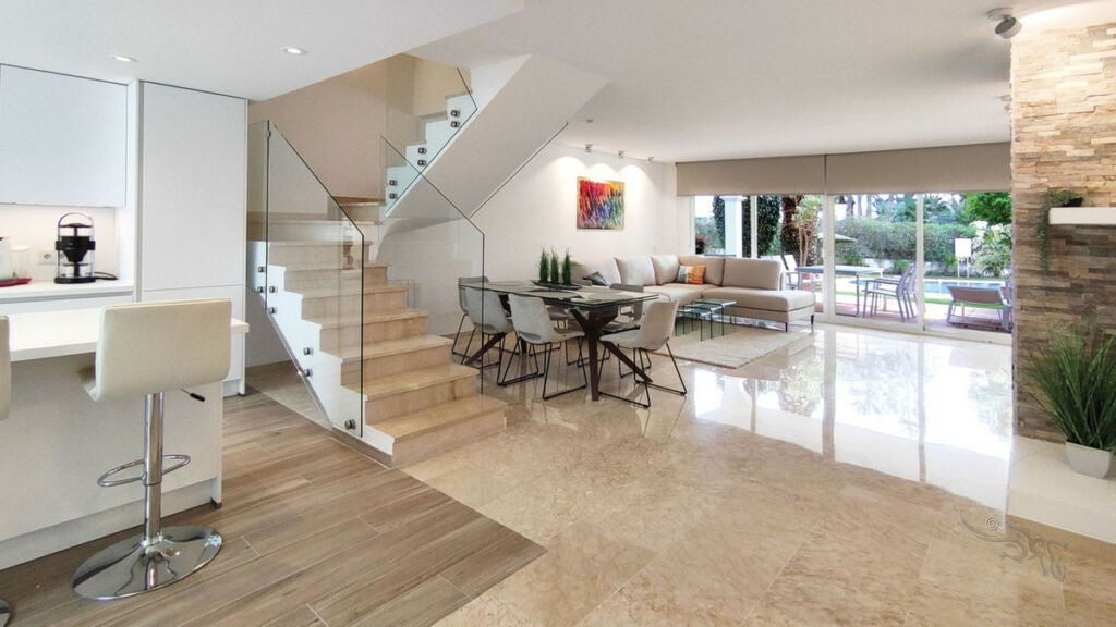 Semi-Detached House Costabella Málaga - image 17