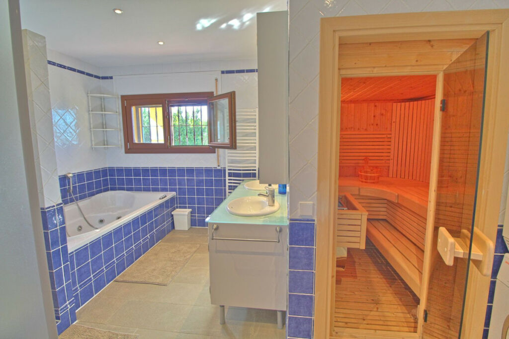 Finca - Cortijo Estepona Málaga - image 17