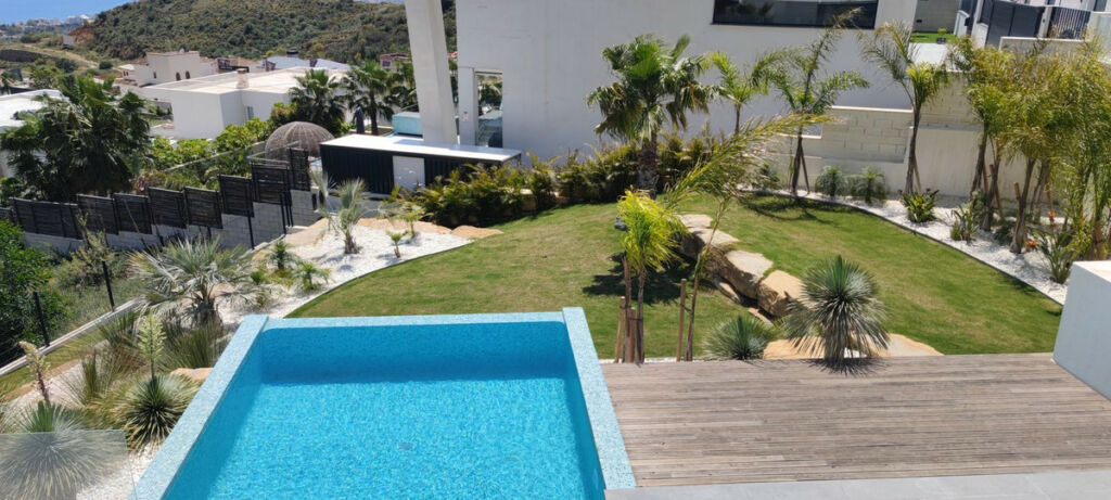 Detached Villa Mijas Málaga - image 17