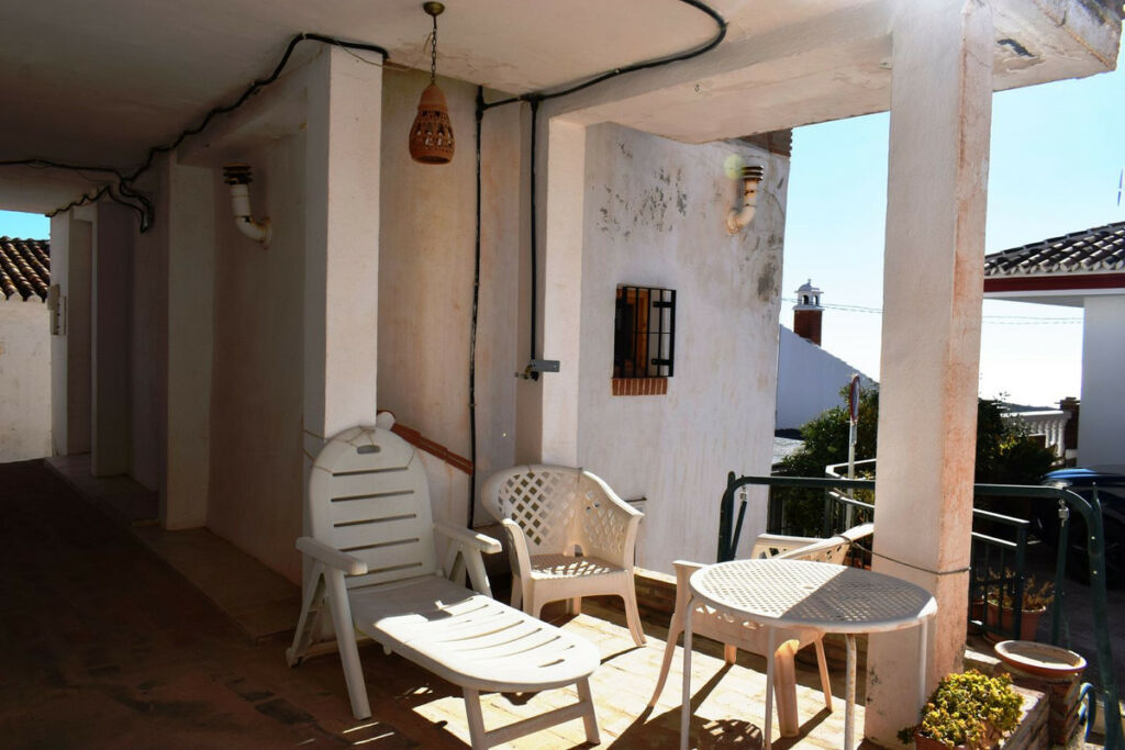 Townhouse Moclinejo Málaga - image 18