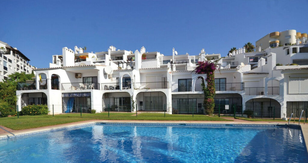 Ground Floor Apartment Calahonda Málaga - image 18