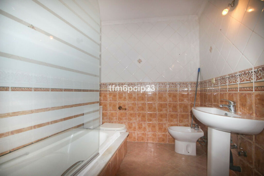 Townhouse Manilva Málaga - image 19