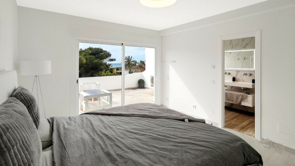 Semi-Detached House Costabella Málaga - image 19