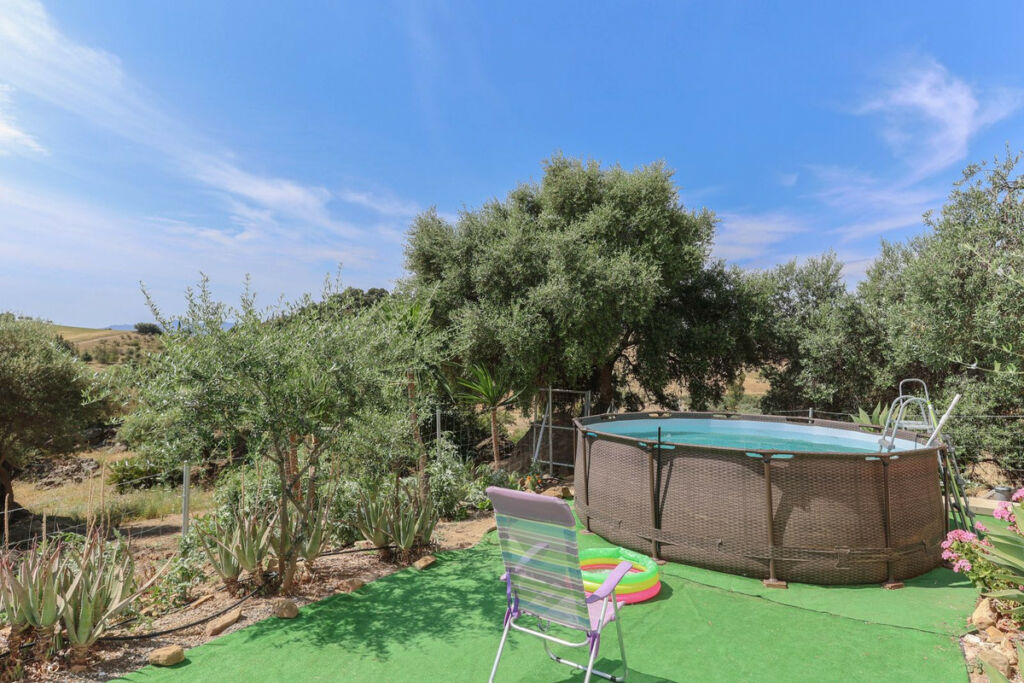 Detached Villa Casarabonela Málaga - image 2