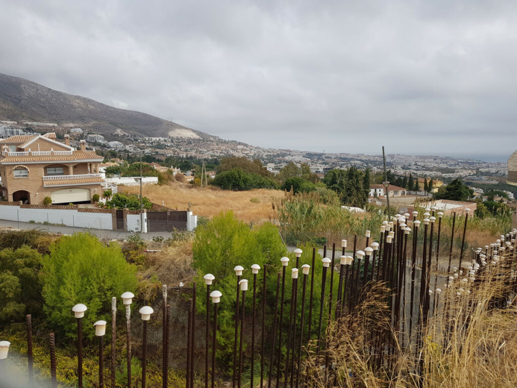 Residential Plot Benalmadena Pueblo Málaga - image 2