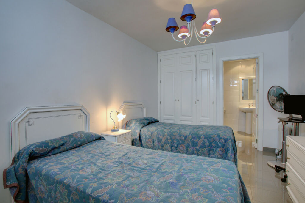 Detached Villa Marbella Málaga - image 20